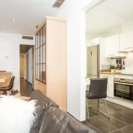 Al36 - De Lujo A 100 Metros De Playa * Льорет-де-Мар